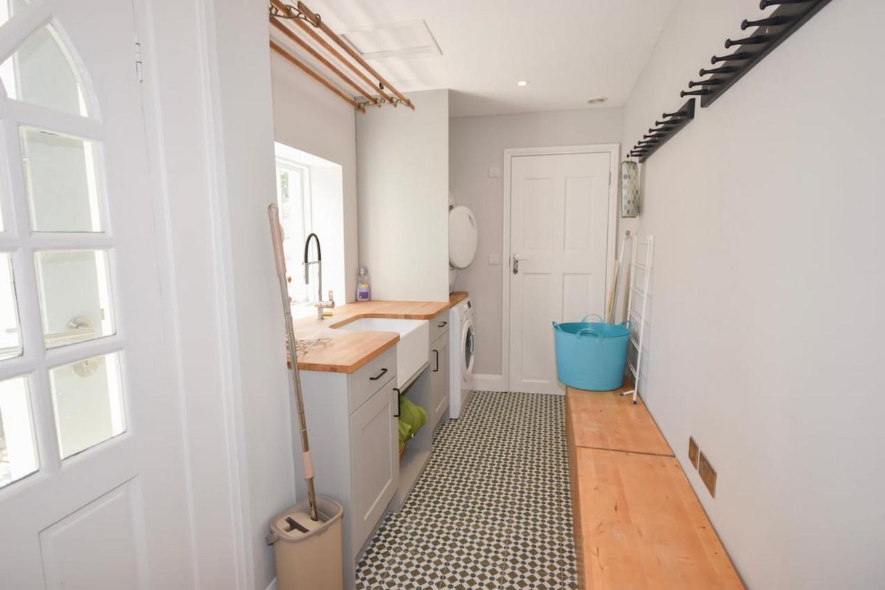 Arden Villa, Sleeps 8, Moments From The Golden Sandy Beach Of Ryde Ryde  Exteriér fotografie