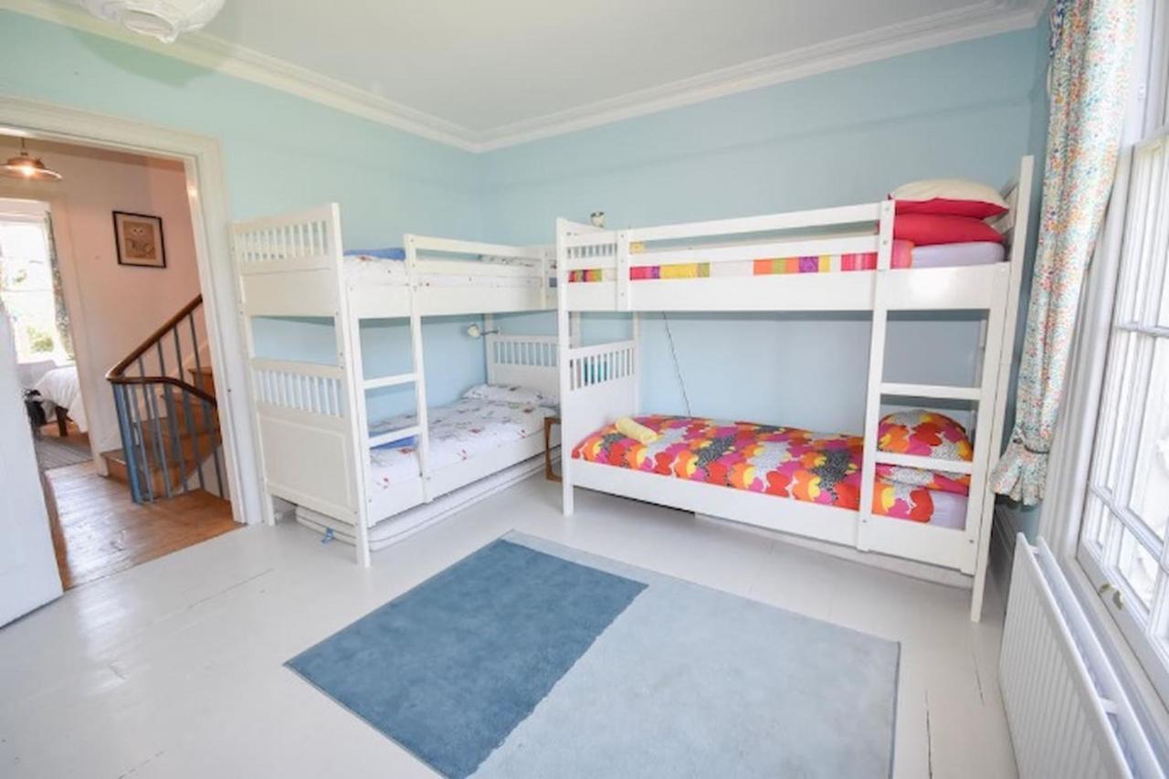 Arden Villa, Sleeps 8, Moments From The Golden Sandy Beach Of Ryde Ryde  Exteriér fotografie