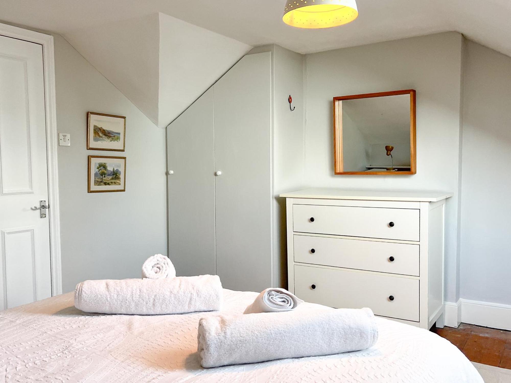 Arden Villa, Sleeps 8, Moments From The Golden Sandy Beach Of Ryde Ryde  Exteriér fotografie