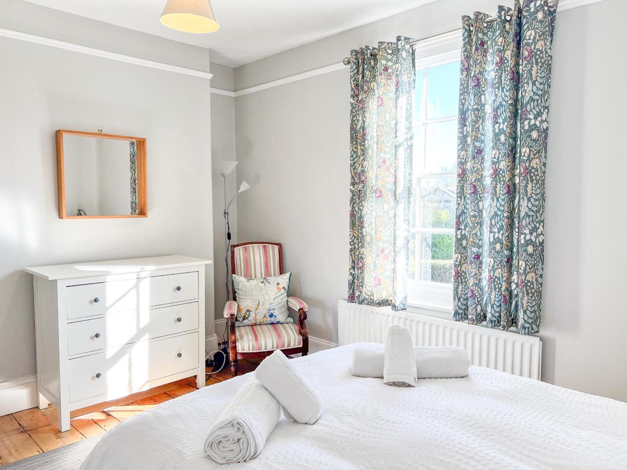 Arden Villa, Sleeps 8, Moments From The Golden Sandy Beach Of Ryde Ryde  Exteriér fotografie